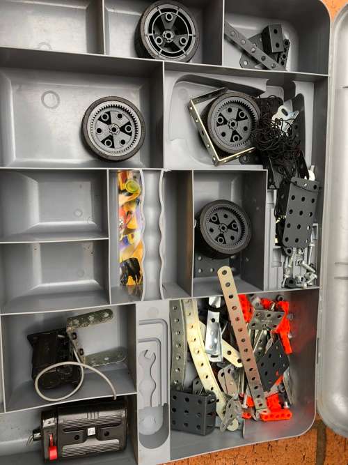 Lovely and large Meccano case with meccano pieces