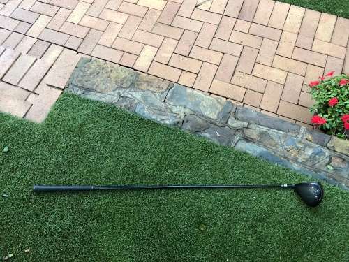 Lovely Nicklaus Golf Driver with cover