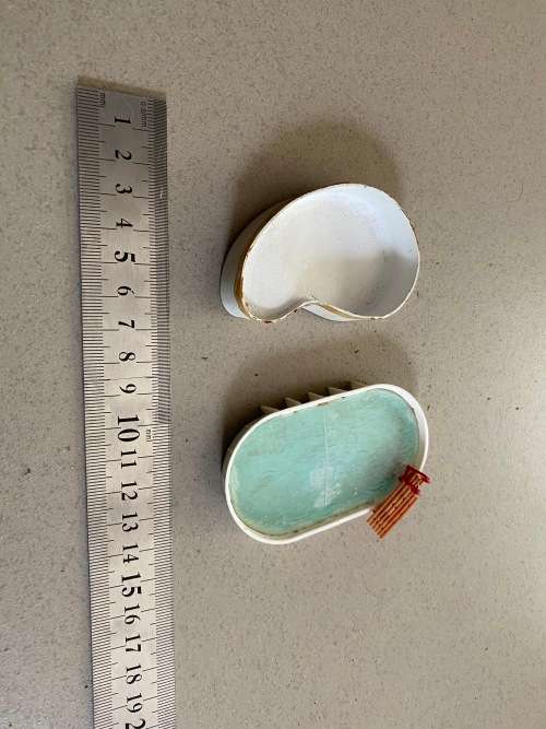 2 x nice swimming pools for scenery