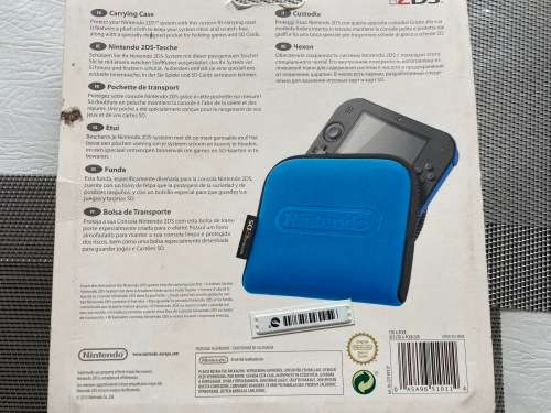 Brand new Nintendo original 2DS cover