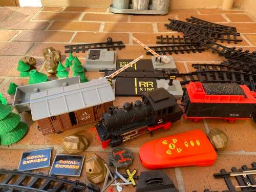 Nice train set with solid loco