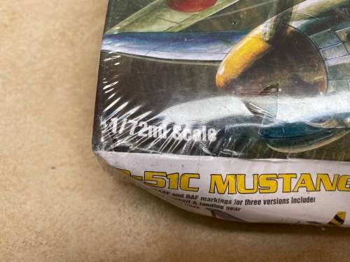 P51-C Mustang Model Kit - New 1:72