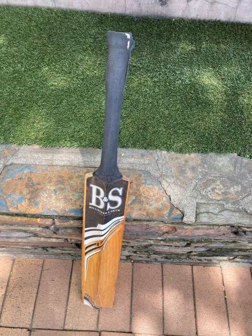 Bellingham and Smith English Willow cricket bat - CHEAP