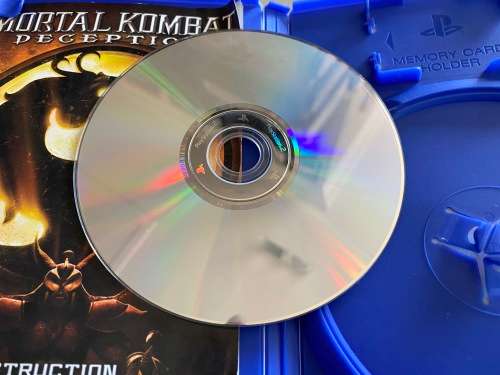 PS2 x 2 - Mortal Kombat Deception and Grand Theft Auto 3