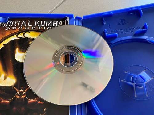PS2 x 2 - Mortal Kombat Deception and Grand Theft Auto 3
