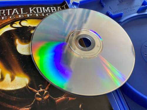 PS2 x 2 - Mortal Kombat Deception and Grand Theft Auto 3