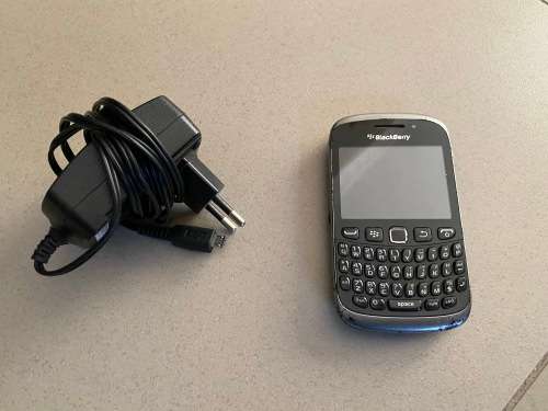 Blackberry Phone with Charger - cheap and works