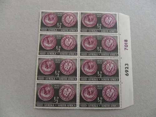 Union (1952) -  Landing of Jan van Riebeeck 1/2 d Mint Control Block #6923 7018