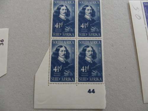 Union (1952) -  Landing of Jan van Riebeeck 4 1/2 d Mint Control Block #44