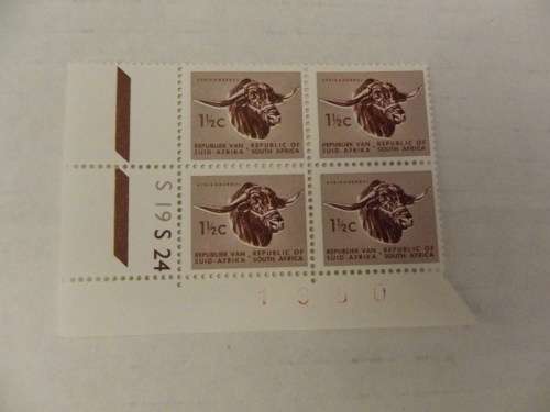 RSA 1st Definitive Series (1961) - 1 1/2 c Mint Control Block #S19
