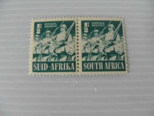 Union (1941) - Large Wars 1/2 d Mint Pair