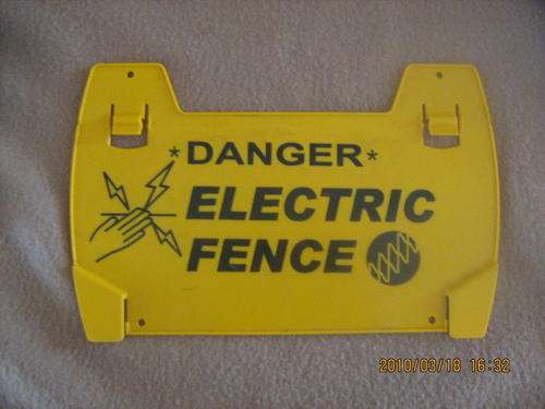 Electric Fencing Signs