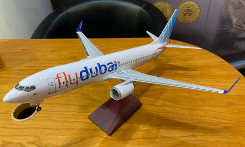 Boeing 737-800 High Quality Airplane Display Model 47CM Fly Flydubai livery