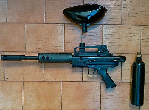 RAP4 T68 Gen 2 commando, 1 x 12Oz Co2 Cylinder and 200rd hopper USED