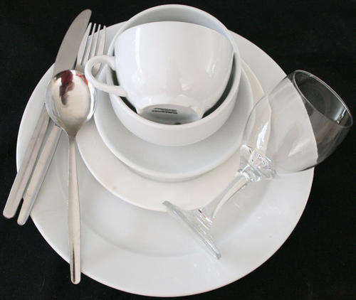 54 PIECE COMMERCIAL GRADE DINNERWARE SET