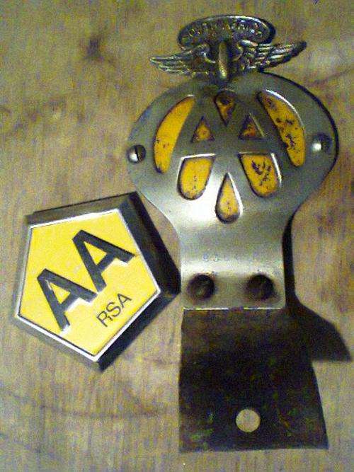 1 x Very Vintage Old AA Badge with removeable yellow back 1 X silver AA badge