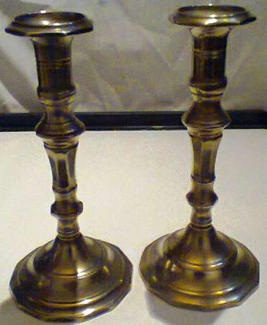 2 x Heavy Brass Vintage Brass Candlesticks In good condition