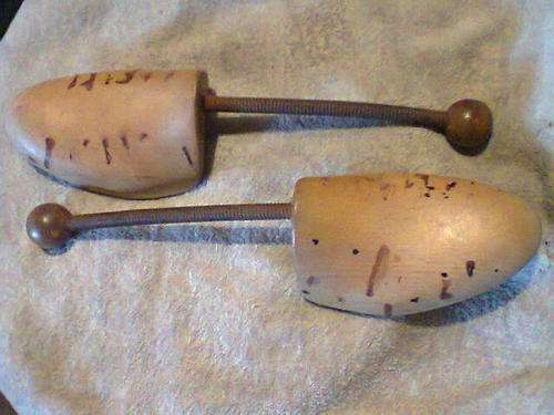 A Pair Rare OLD wooden Shoe Expanders size 40 / 42 in Excelent condition.