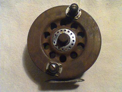 A Old Vintage English Wooden Reel 130mm wide  in good condition for it's Age