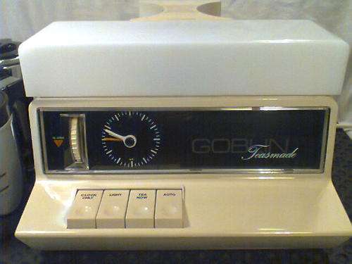 Old Vintage "TEASMADE" By Goblin UK, Automatic/Lights in excellent working condition. 200/250 Volts.