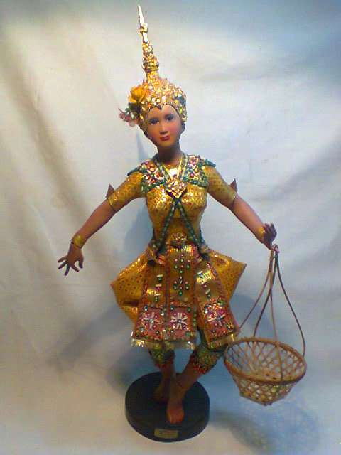 A Beautiful Vintage Rare and Collectible  " Taiwan Festive Dressed Doll by SR "  in mint condition.