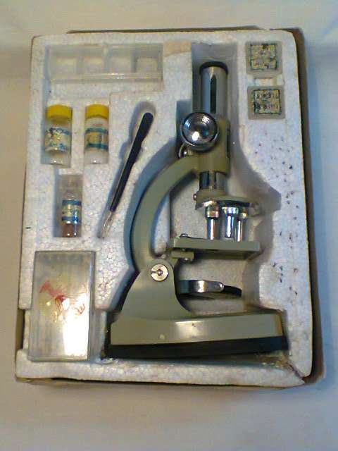 Original Box. "TASCO" Microscope Kit 300 x Junior #9910. From my school Days.Good working condition.