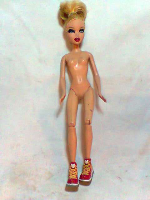 For the Collector. 4 Vintage Dolls.3 x Mattel. 1x Ken 1998 To 2003 All in good used s/hand condition