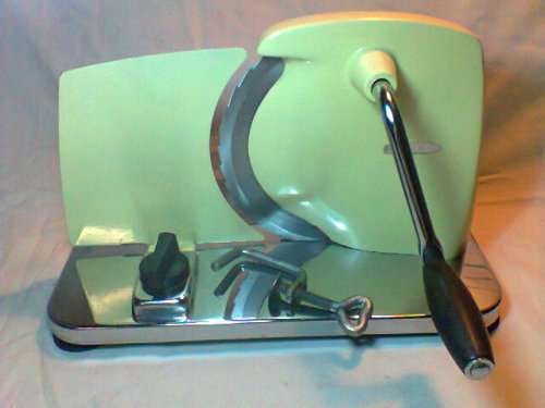 ENAMEL Scares Vintage "Pineware Stainless steel Blade" Bread cutter & bracket in excellent Condition