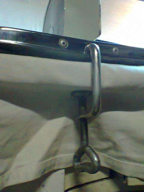 ENAMEL Scares Vintage "Pineware Stainless steel Blade" Bread cutter & bracket in excellent Condition