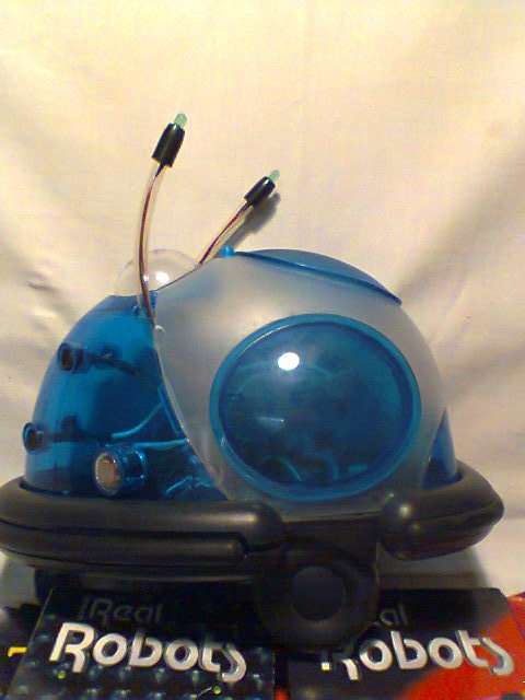 A Ultimate Real Robot, If you cant beat them build them. 17 Books + 2 instruction Video's+Battery's