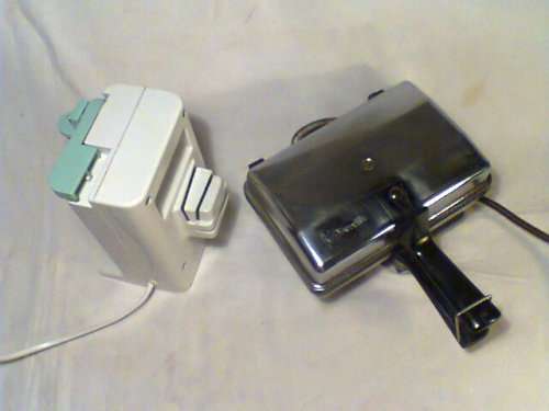 A old Vintage Pineware Can/Knife opener + Berville snackwich toaster.In good s/hand working order