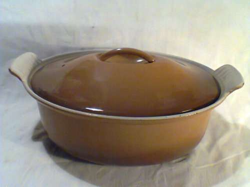 A Vintage 1950's " Le Creuset made in France No 26 " Brown Enamel oven Roasting Pot
