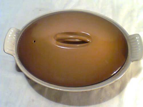 A Vintage 1950's " Le Creuset made in France No 26 " Brown Enamel oven Roasting Pot
