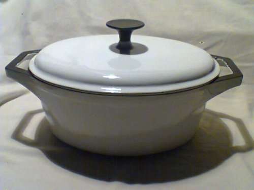 Vintage white Heavy Cast Iron Enamel Roast lidded Pot for Xmas Dinner Size:340mm Long x 170mm Tall