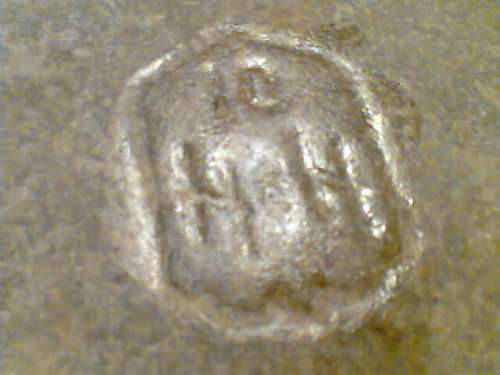 A Old Vintage "H&H" 1 Gallon Galvanised Watering Can. Ideal for display. Sold as used second hand.