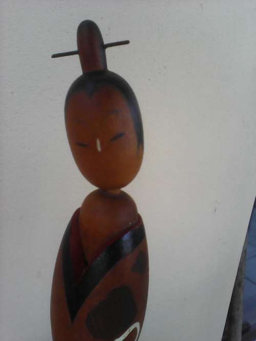 1950's Vintage KoKeshi Bobble Head Dolls. Man & Wife.Sizes: Man 21.5cm &  23.5cm Mom Tall