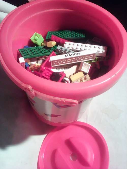A Job Lot of Carry Lego Bucket full of Lego set's to build Frame's and Building Blocks,Signs Etc.