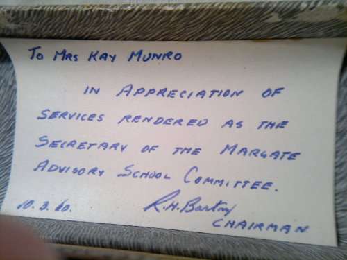 Presented 10-03-1960 a "PARKER" Fountain Pen, By the Chairman of  Margate Advisory School Committee.