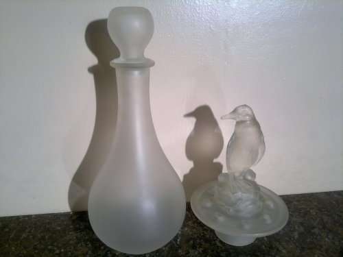 2 x Vintage Frosted Glass Items. A Frog with Bird motif & a decanter both are clean No cracks at all