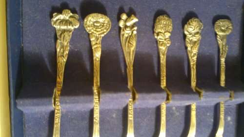 1950's Holland " Selecta " Nieuwzilver Wedding Present. 6 Flower's of the Month Spoon's. Boxed