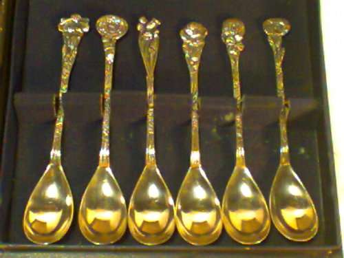 1950's Holland " Selecta " Nieuwzilver Wedding Present. 6 Flower's of the Month Spoon's. Boxed