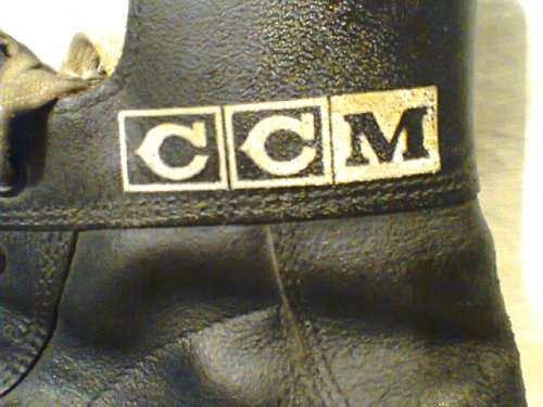 Man cave Sport memorabilia , Old senior Ice Hockey Skating Boots . (CCM 102/3" ) made in Canada