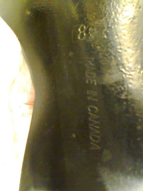 Man cave Sport memorabilia , Old senior Ice Hockey Skating Boots . (CCM 102/3" ) made in Canada