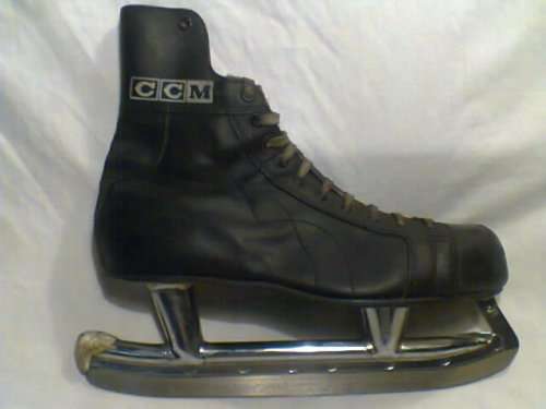 Man cave Sport memorabilia , Old senior Ice Hockey Skating Boots . (CCM 102/3" ) made in Canada