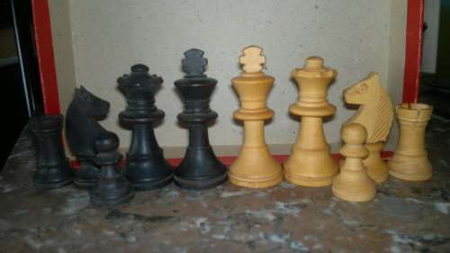Ideal for lock down 7 in 1 Delux Game Set, Wooden Chess set. Domino's. Cards Excetra all in one box.