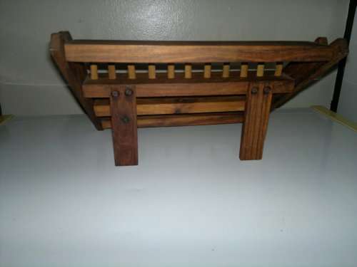 A 1950`s Vintage 3 rows wooden Thread Tolljies Fold up holder. Size folded: 230mm x 225mm.