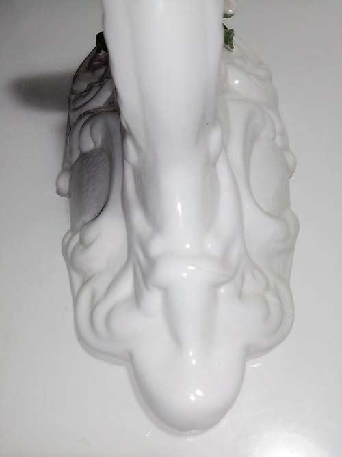 Stunning. From a 1900`s Old Victorian house in Durban for serveral decades. Capodimonte wall light