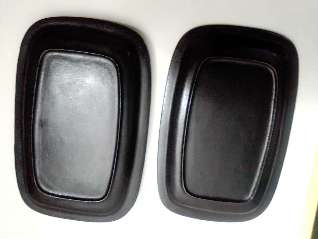 4 Vintage Cast iron Stake plates pre-seasoned and in good used condition.