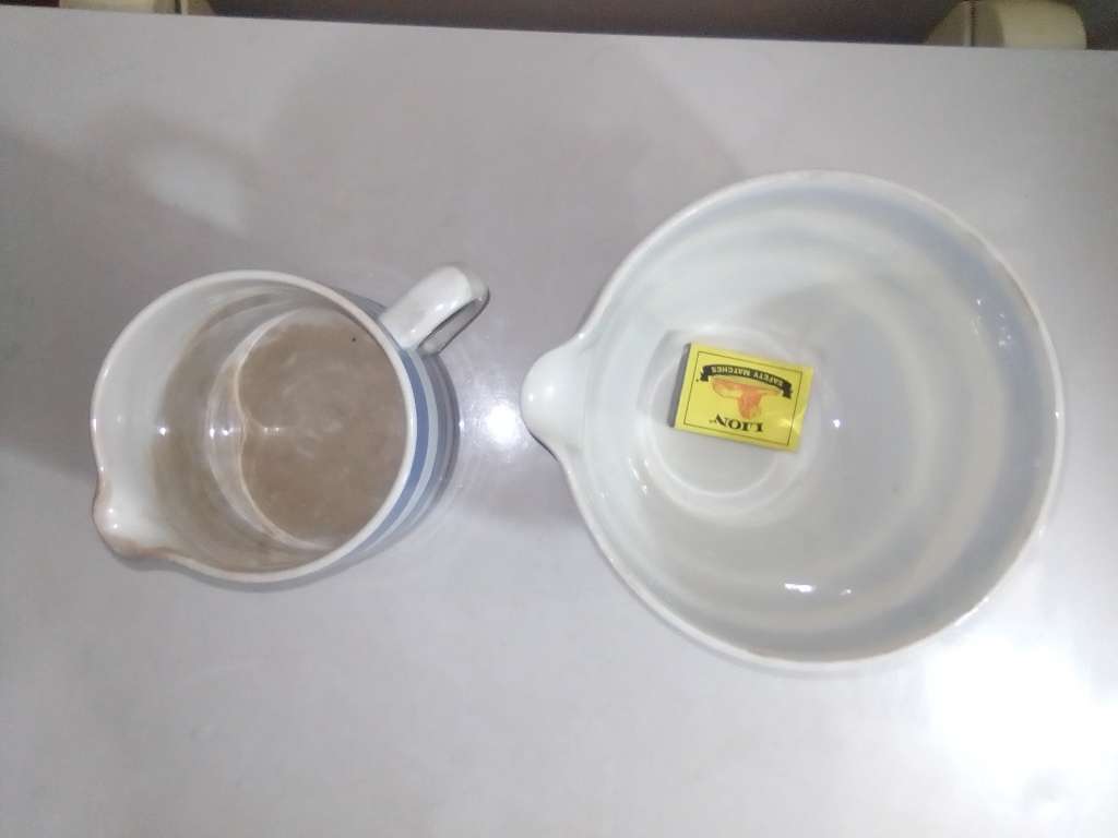 TG Green Cornish Kitchen Ware a milk jug+ mixing bowl. Ideal for use or Display.