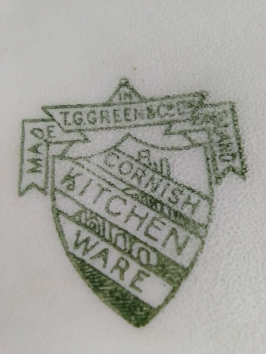 TG Green Cornish Kitchen Ware a milk jug+ mixing bowl. Ideal for use or Display.